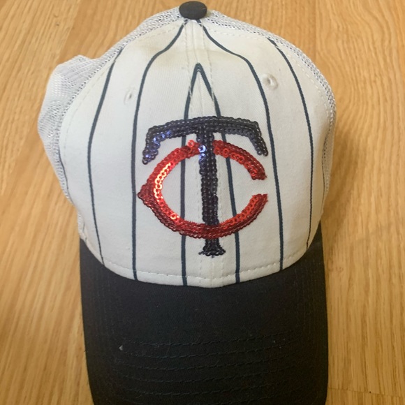 Minnesota Twins Baseball Cap - Picture 1 of 3